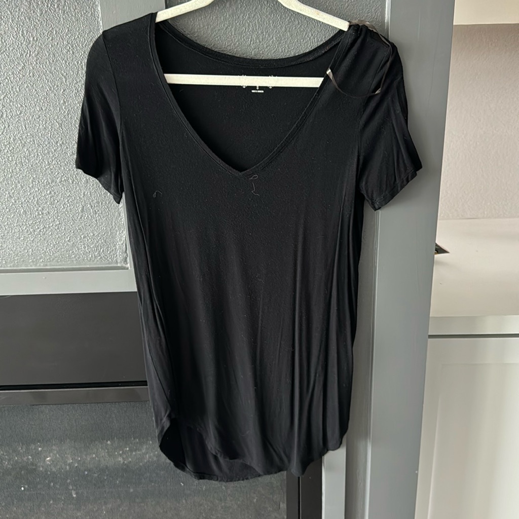 Black Basic T-Shirt